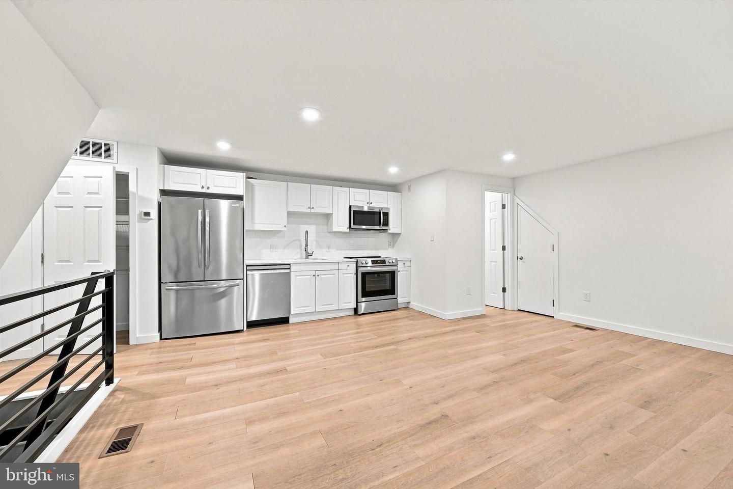 400 N Front St #unit E Property Photo 12