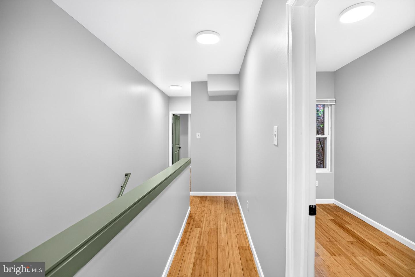 524 N Paxon St Property Photo 9