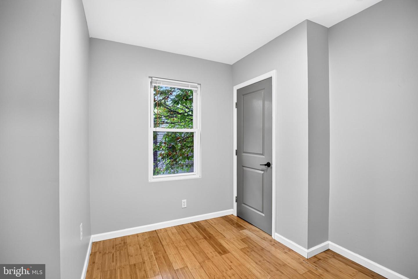 524 N Paxon St Property Photo 13