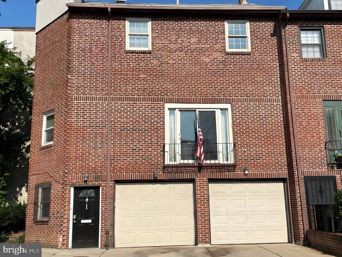 778 S Front St #i Property Photo 2