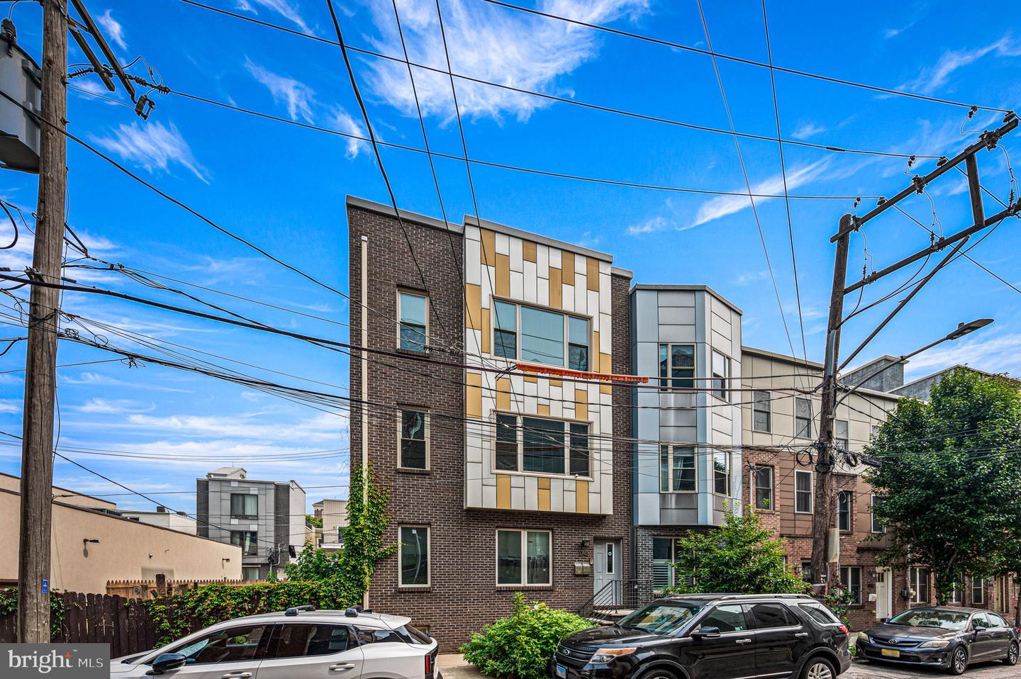 1743 Cambridge St #b Property Photo 1