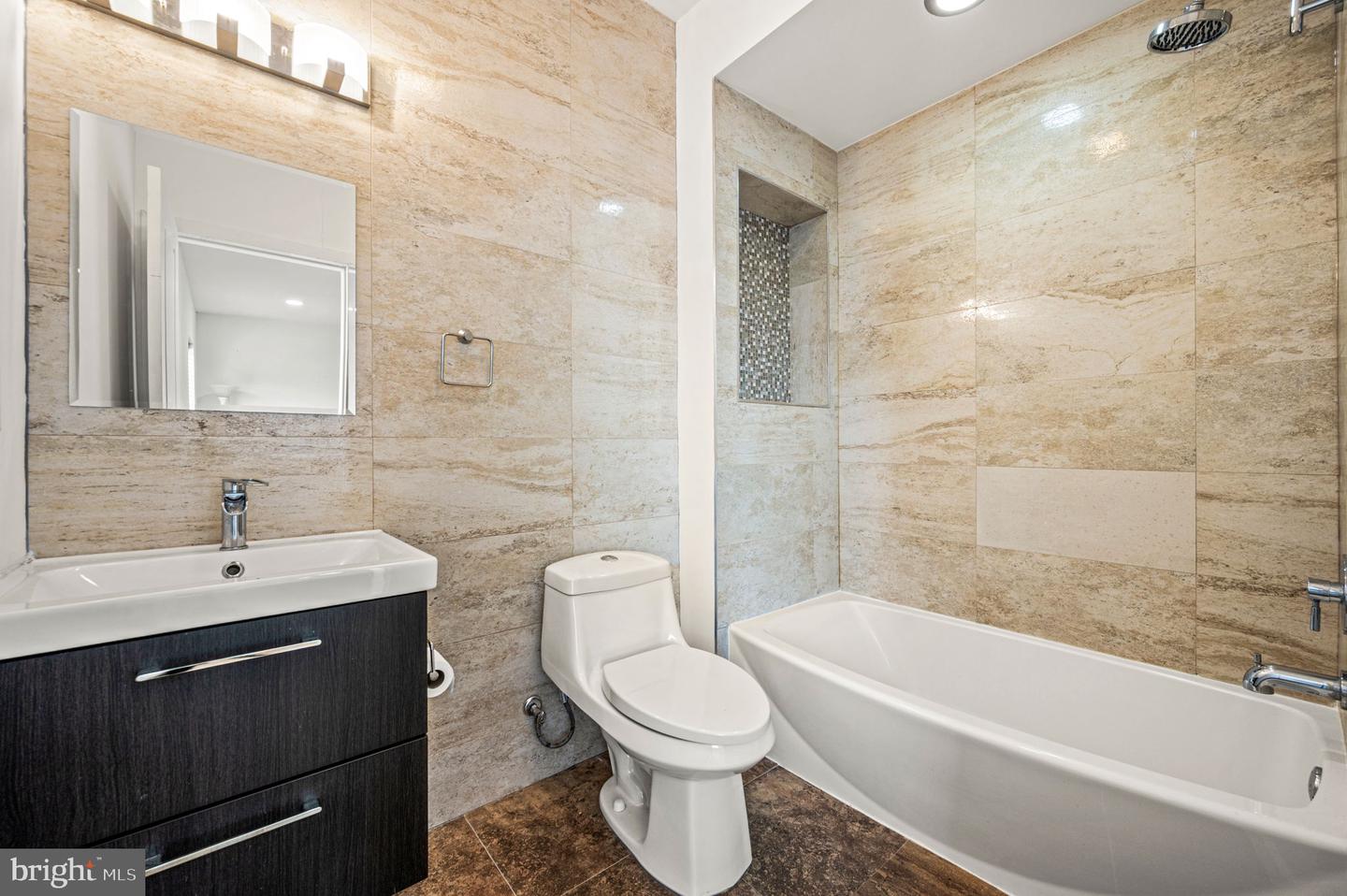 1743 Cambridge St #b Property Photo 22