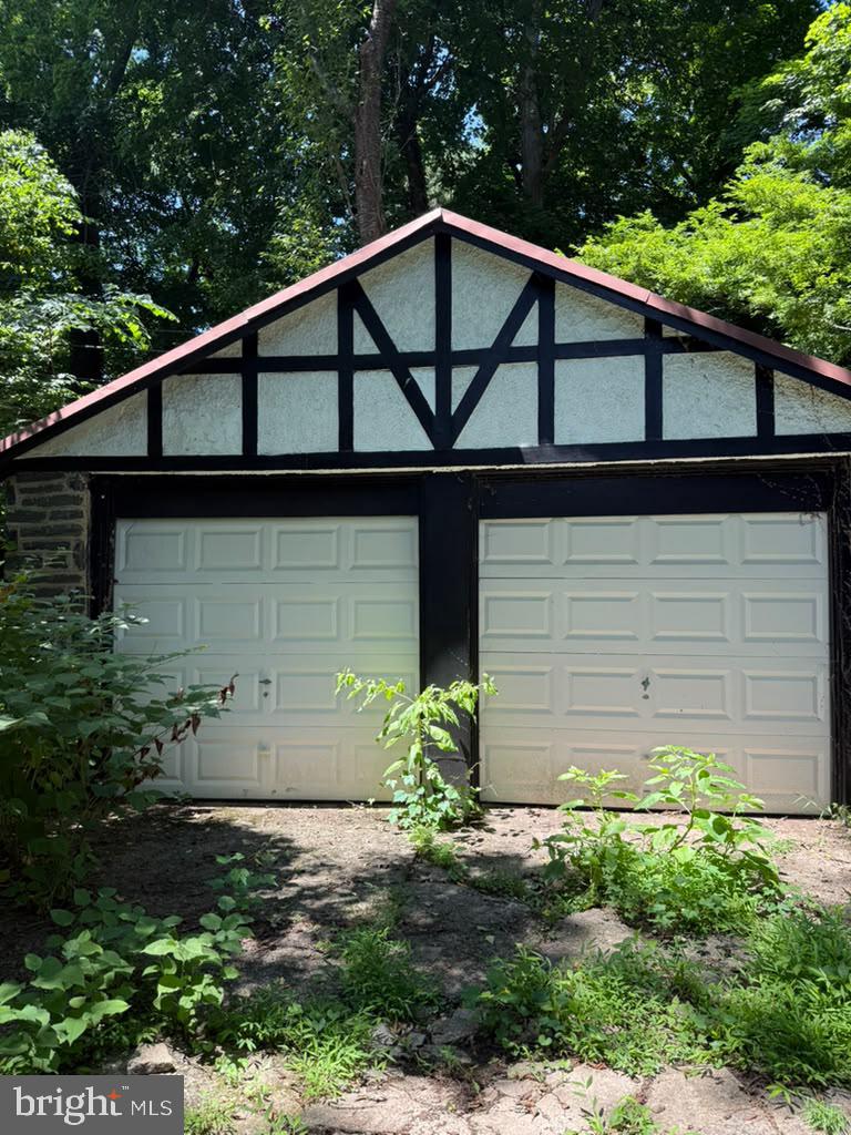 6672 Lincoln Dr Property Photo 21
