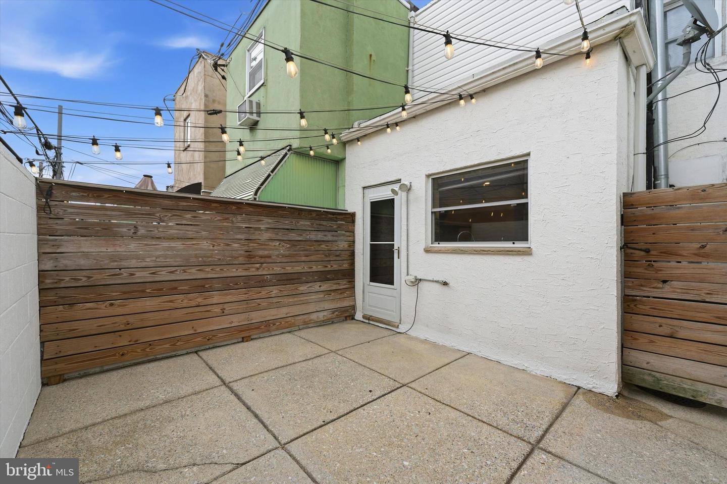 2432 S Bancroft St Property Photo 12