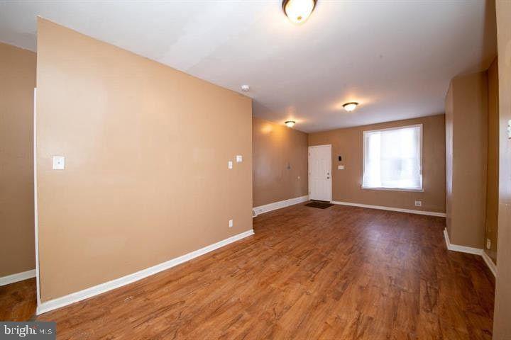 509 N PAXON ST Property Photo 1