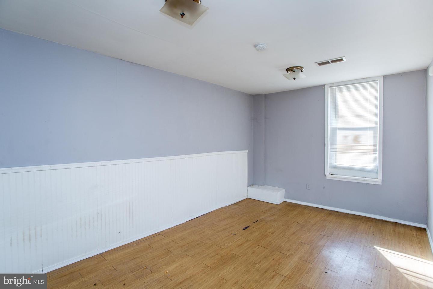 2017 Orthodox St Property Photo 9