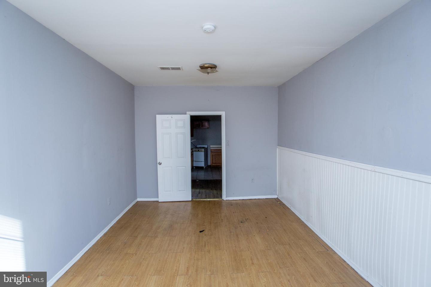2017 Orthodox St Property Photo 11