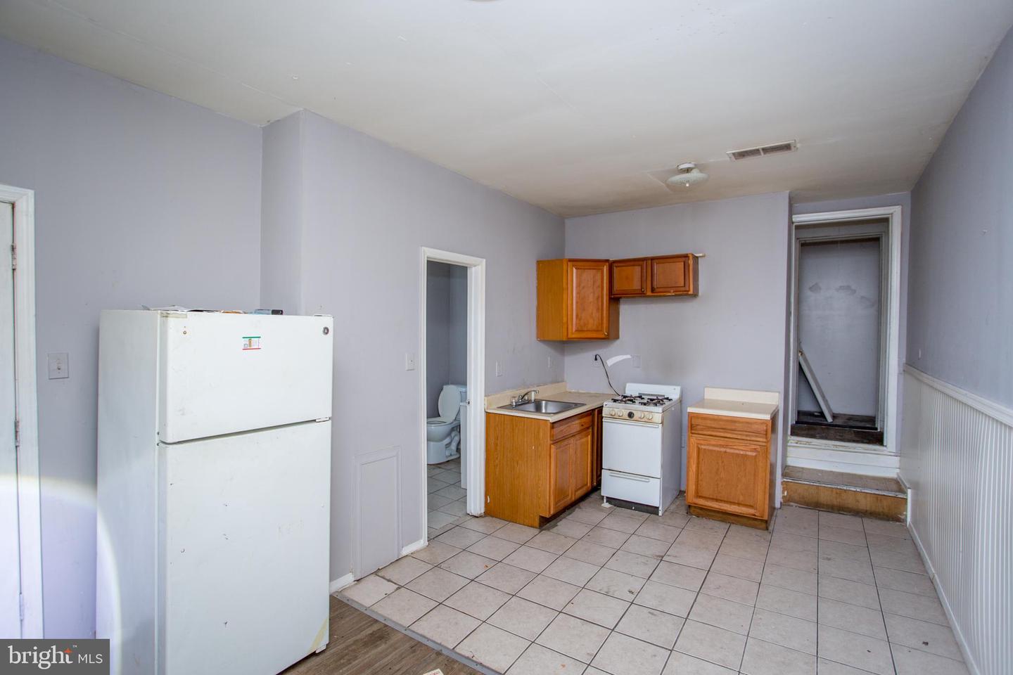 2017 Orthodox St Property Photo 13
