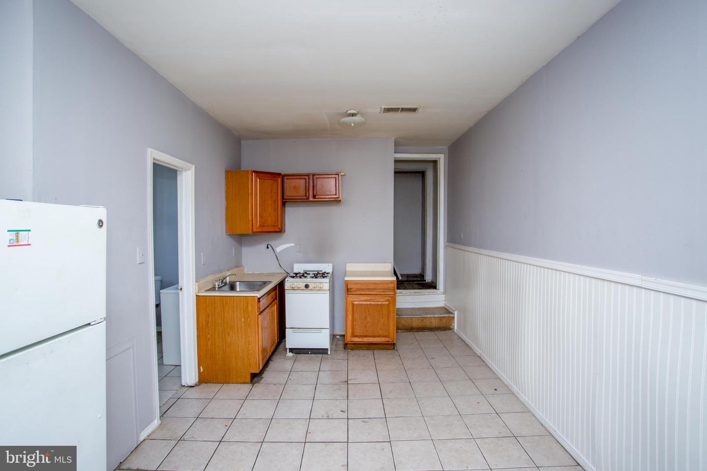 2017 Orthodox St Property Photo 14
