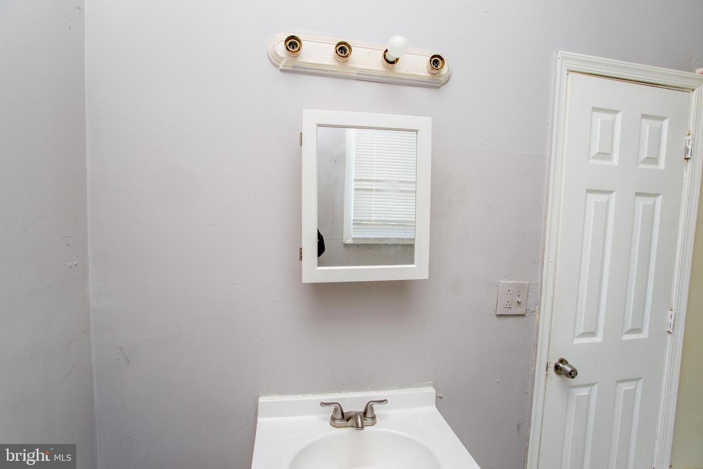 2017 Orthodox St Property Photo 22