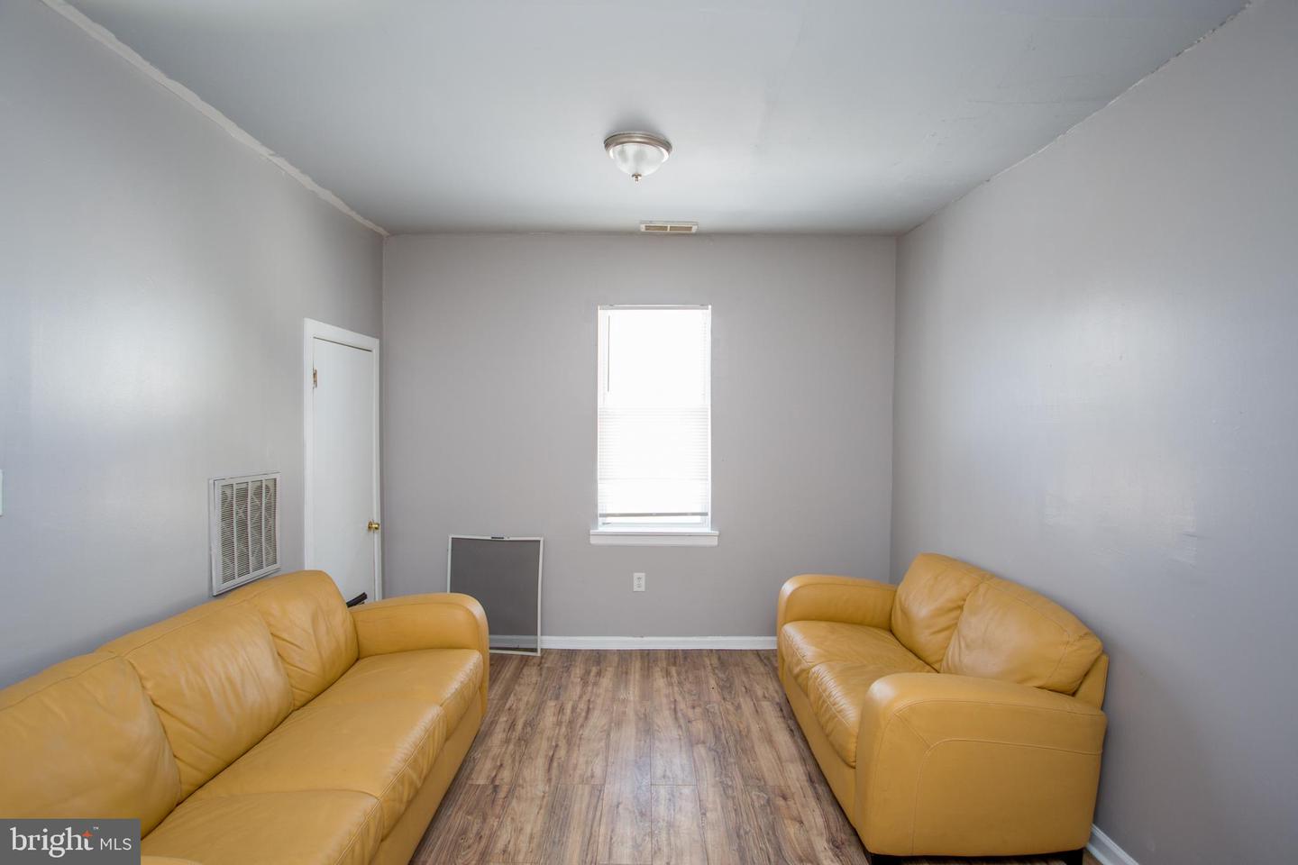 2017 Orthodox St Property Photo 25