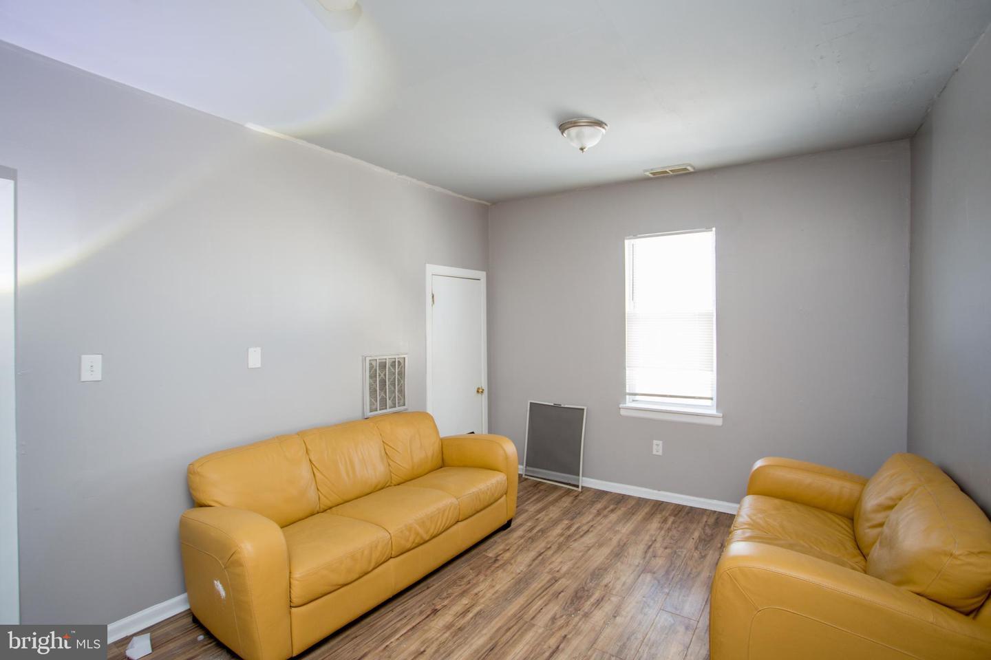 2017 Orthodox St Property Photo 26