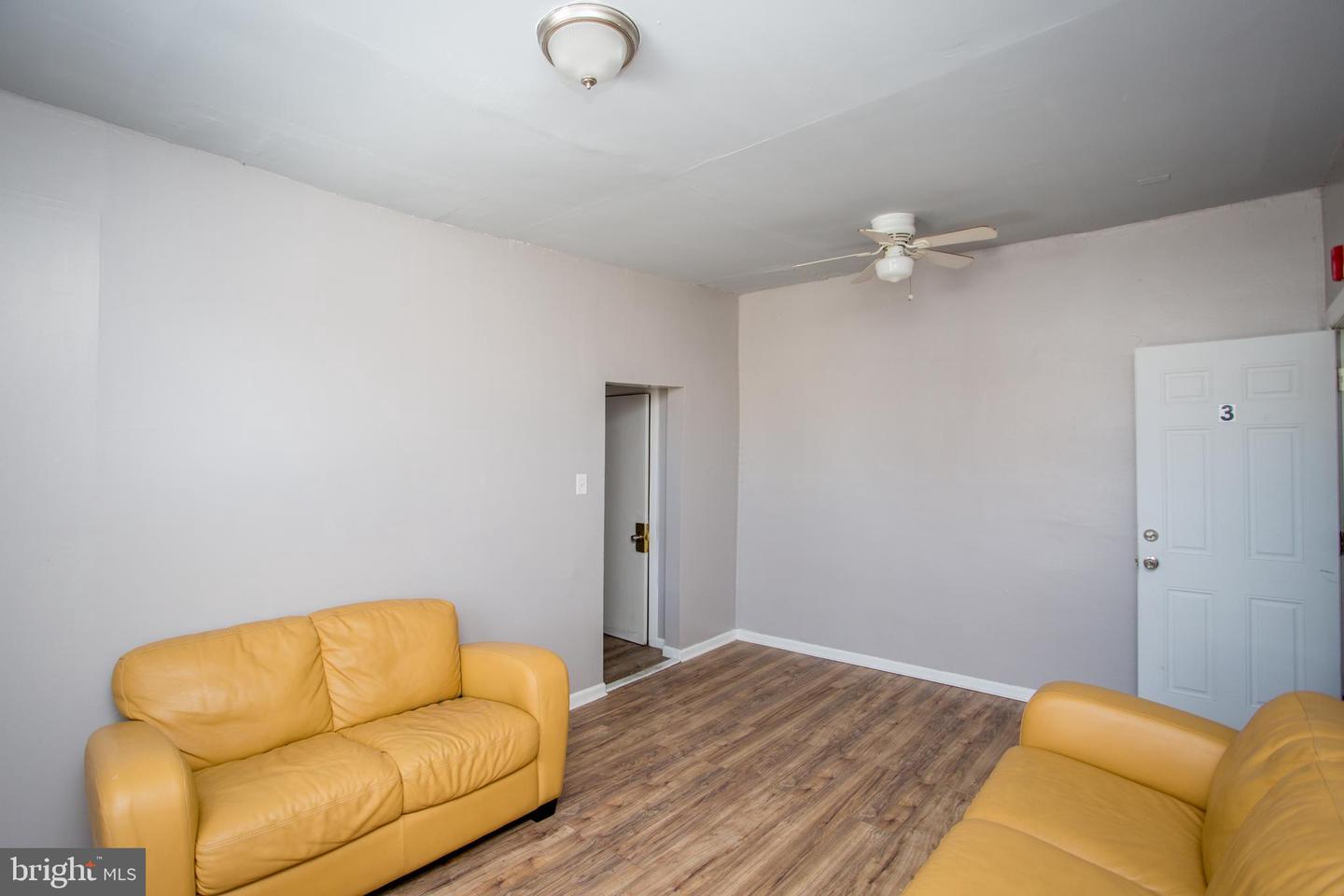 2017 Orthodox St Property Photo 27