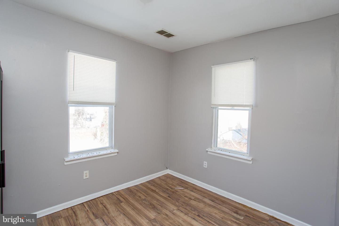2017 Orthodox St Property Photo 35