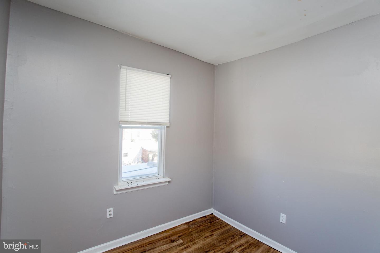 2017 Orthodox St Property Photo 36