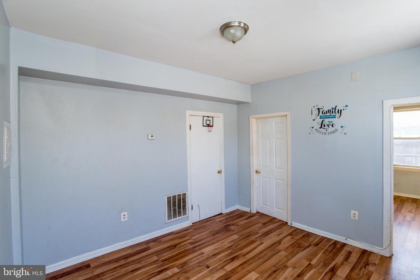 2017 Orthodox St Property Photo 42