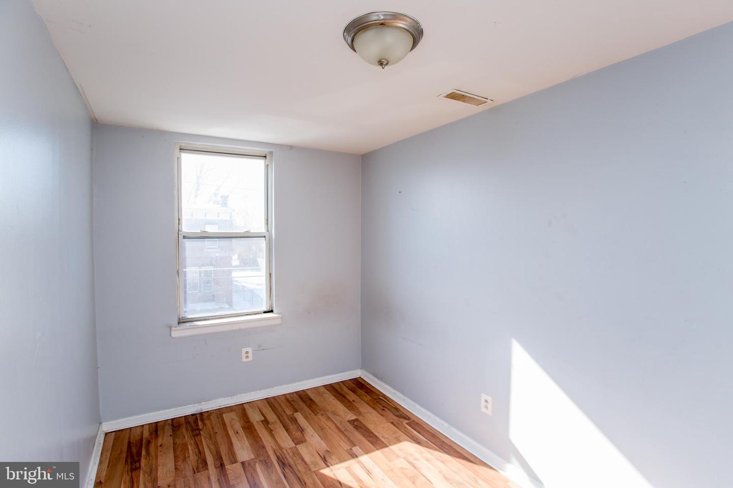 2017 Orthodox St Property Photo 49