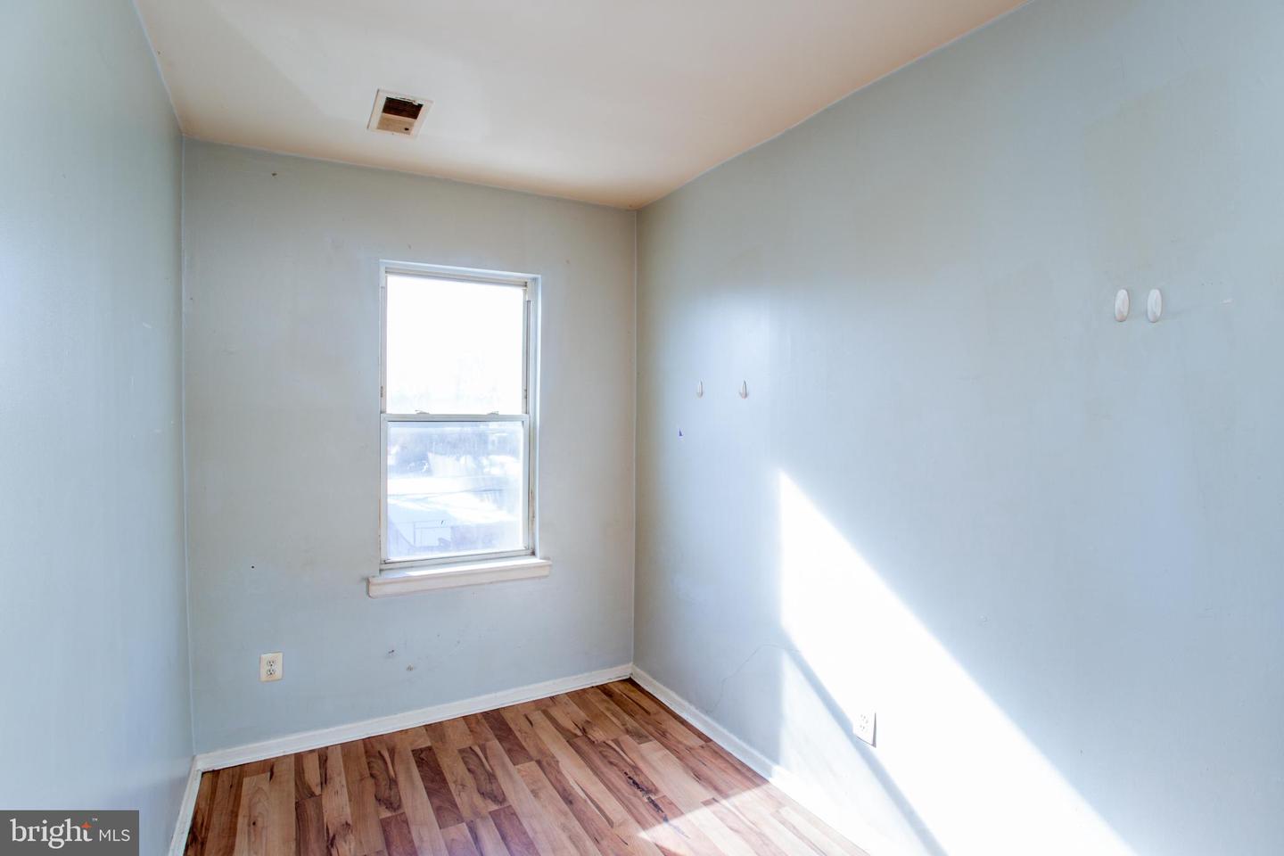 2017 Orthodox St Property Photo 55