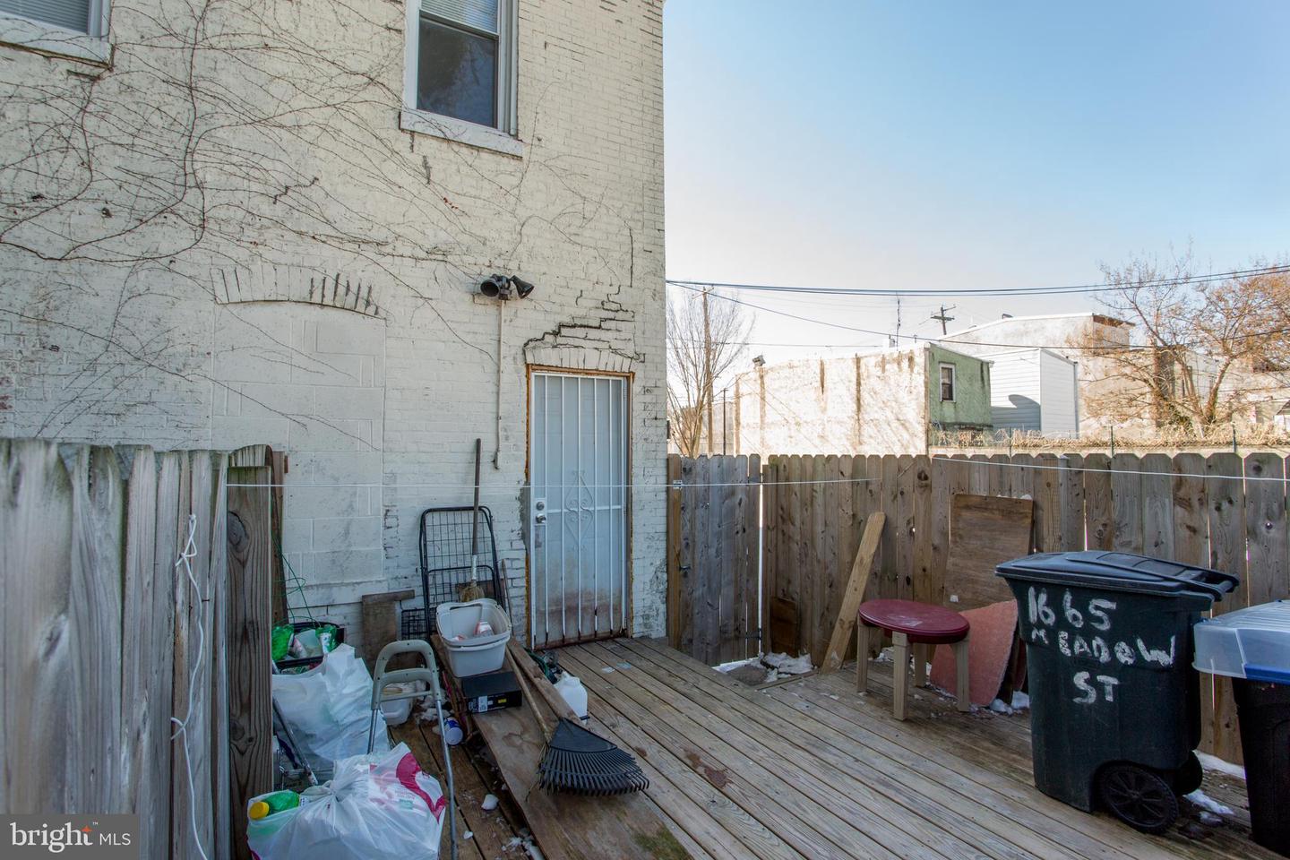 2017 Orthodox St Property Photo 65