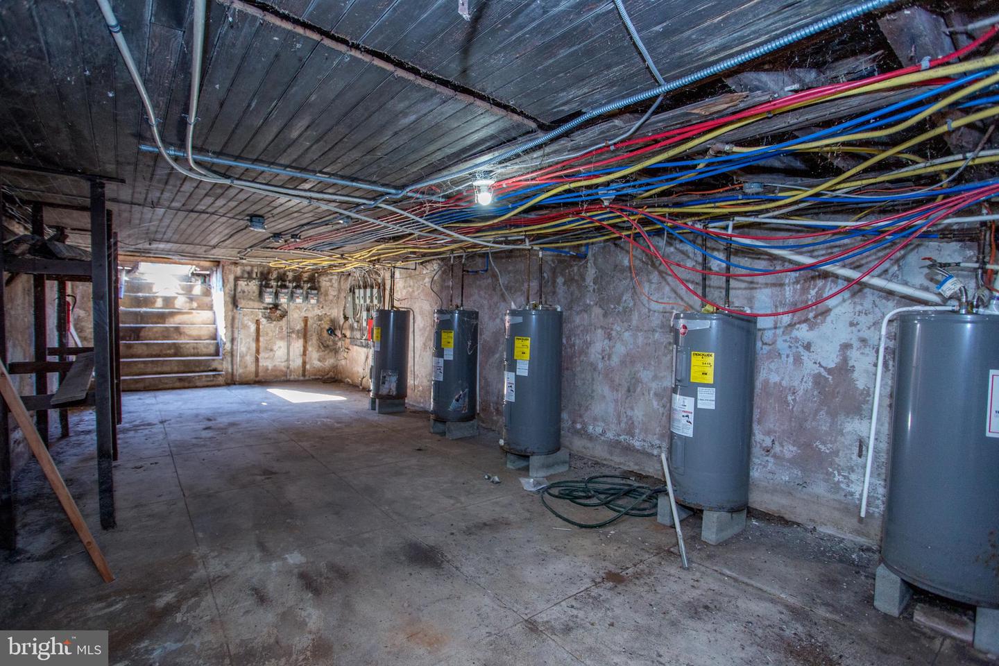 2017 Orthodox St Property Photo 69