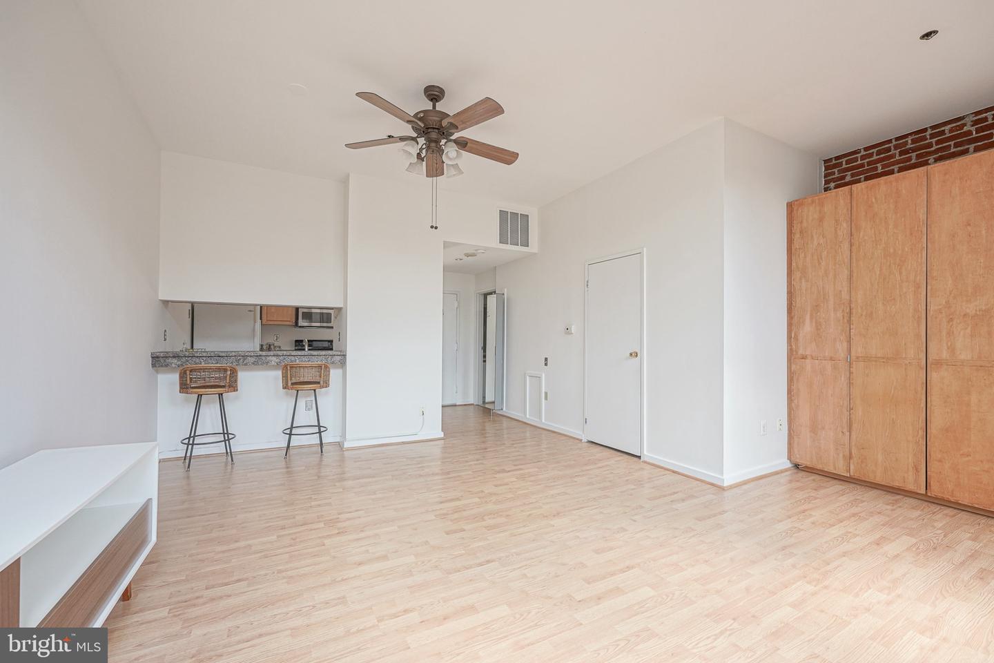 315 New St #504 Property Photo 10