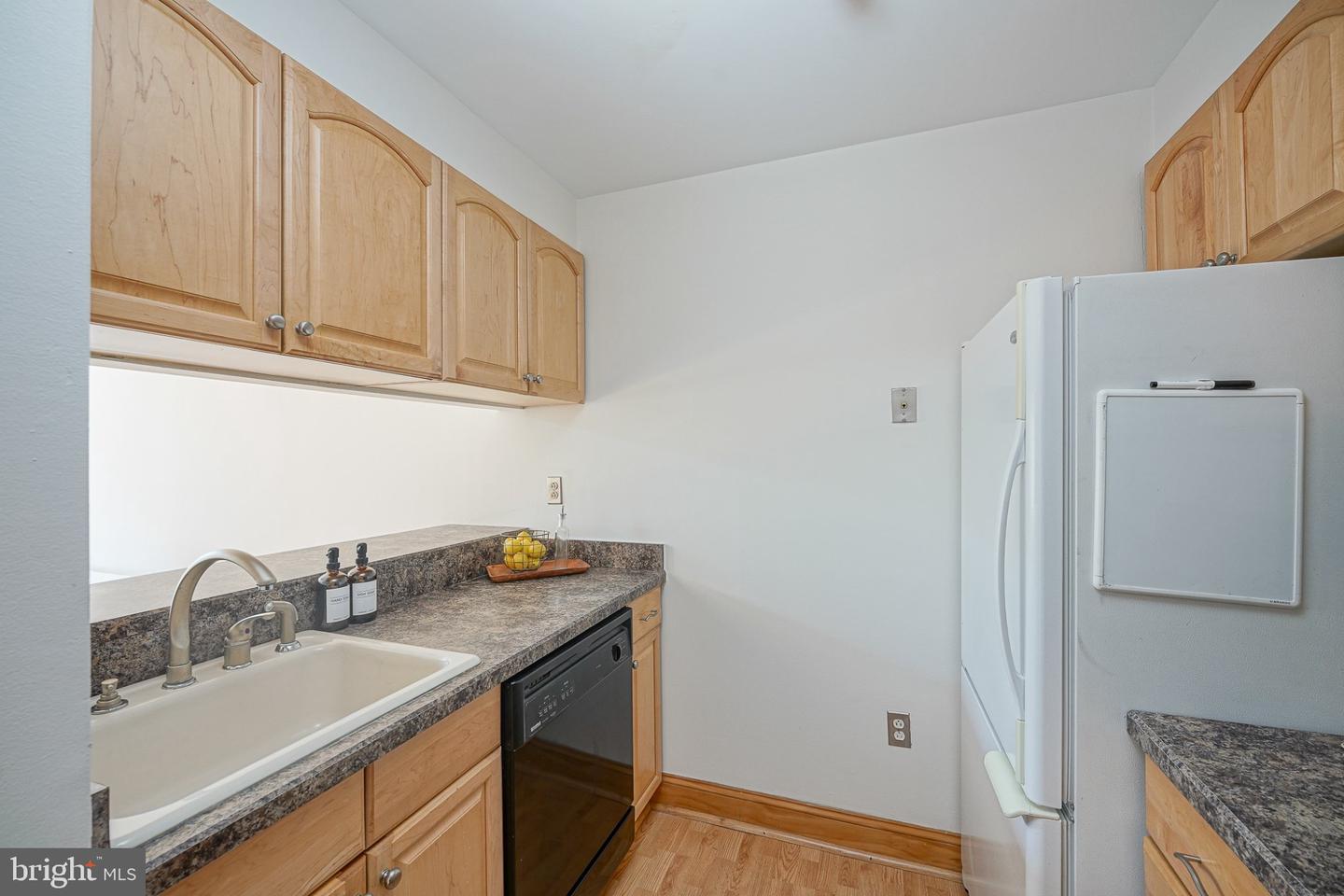 315 New St #504 Property Photo 12