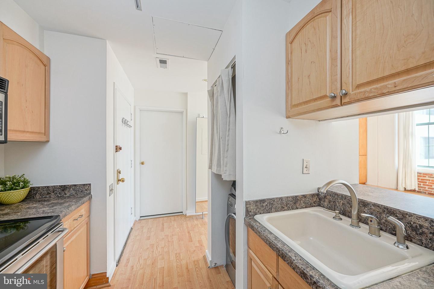 315 New St #504 Property Photo 13