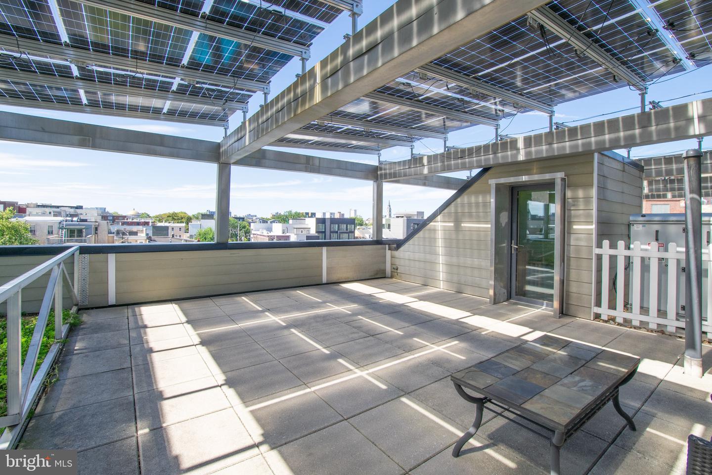 152 W Laurel St #unit 102 Property Photo 17