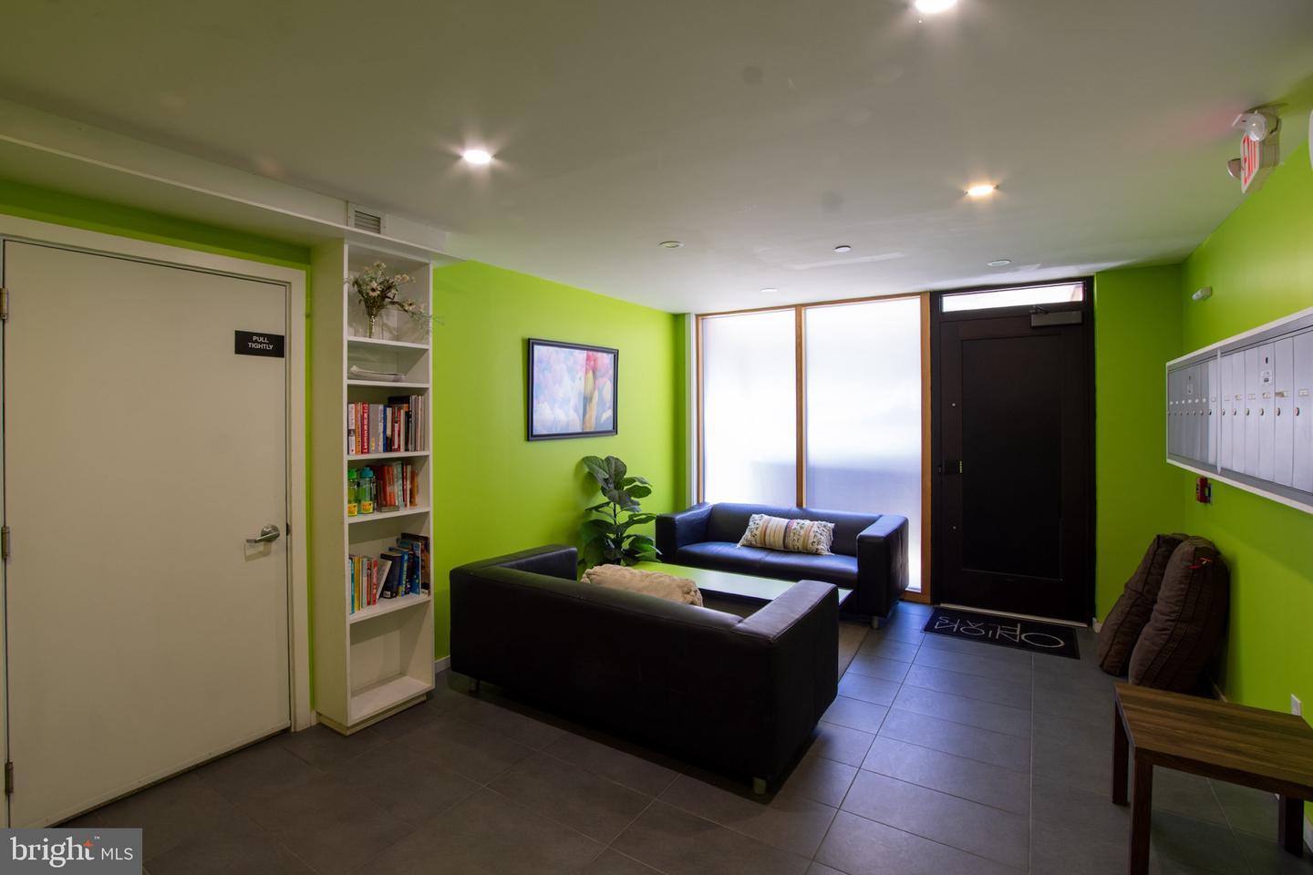 152 W Laurel St #unit 102 Property Photo 20