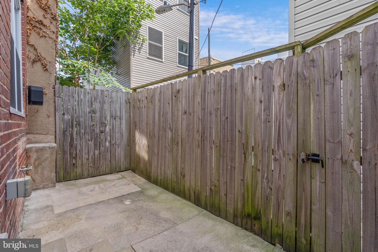 1626 Wharton St Property Photo 15