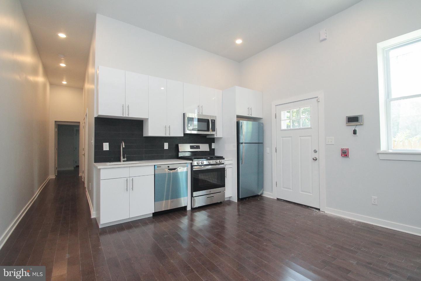 3910 W Girard Ave Property Photo 39