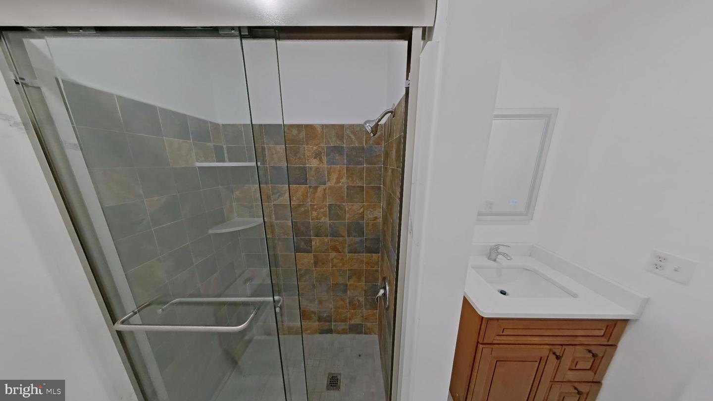 5012 Old York Rd #1 Property Photo 6