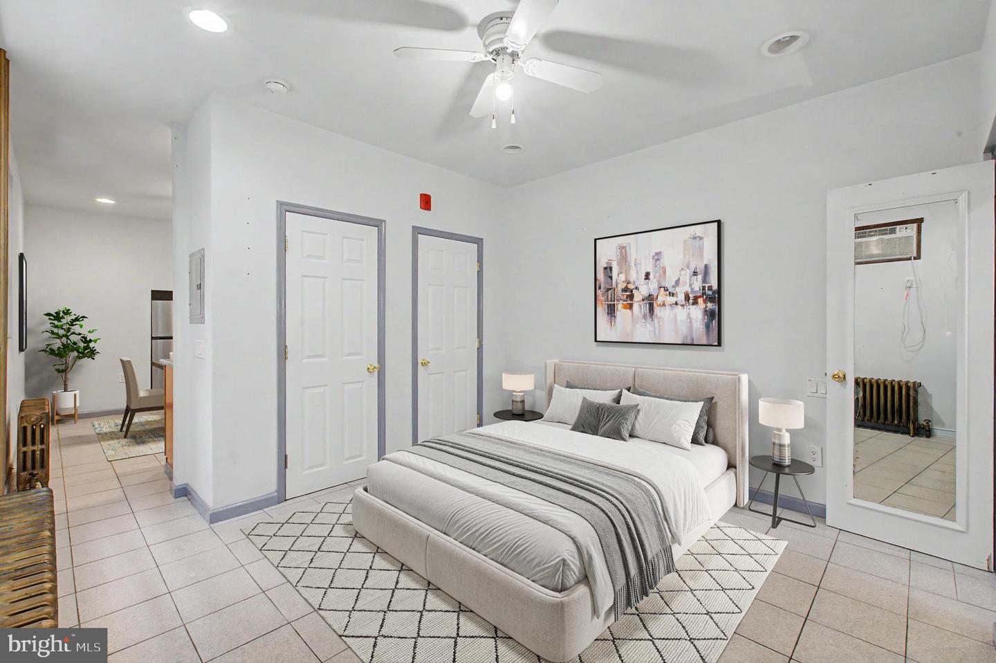 1425 JACKSON ST #1R Property Photo 1