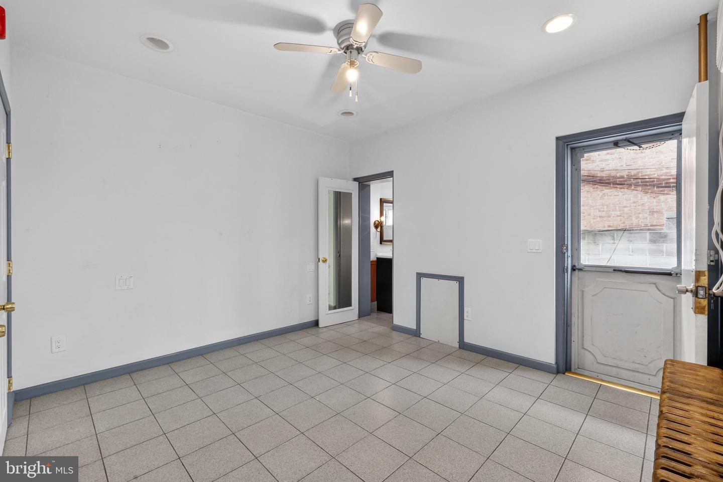 1425 Jackson St #1r Property Photo 5
