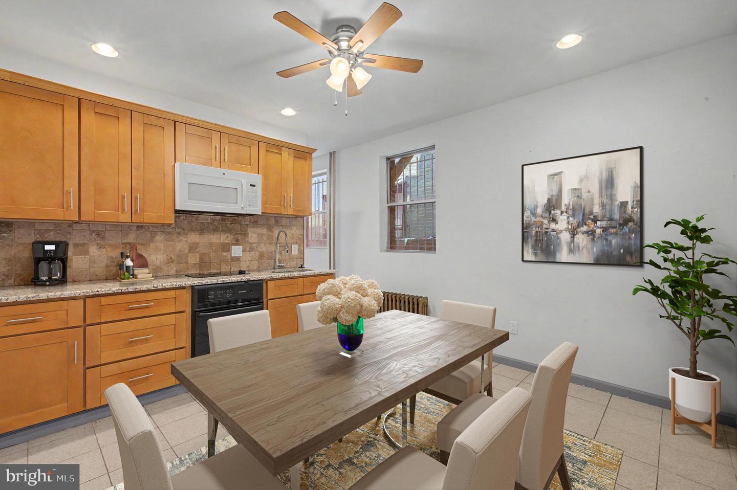 1425 Jackson St #1r Property Photo 7