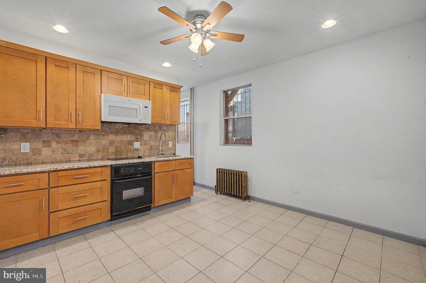 1425 Jackson St #1r Property Photo 12