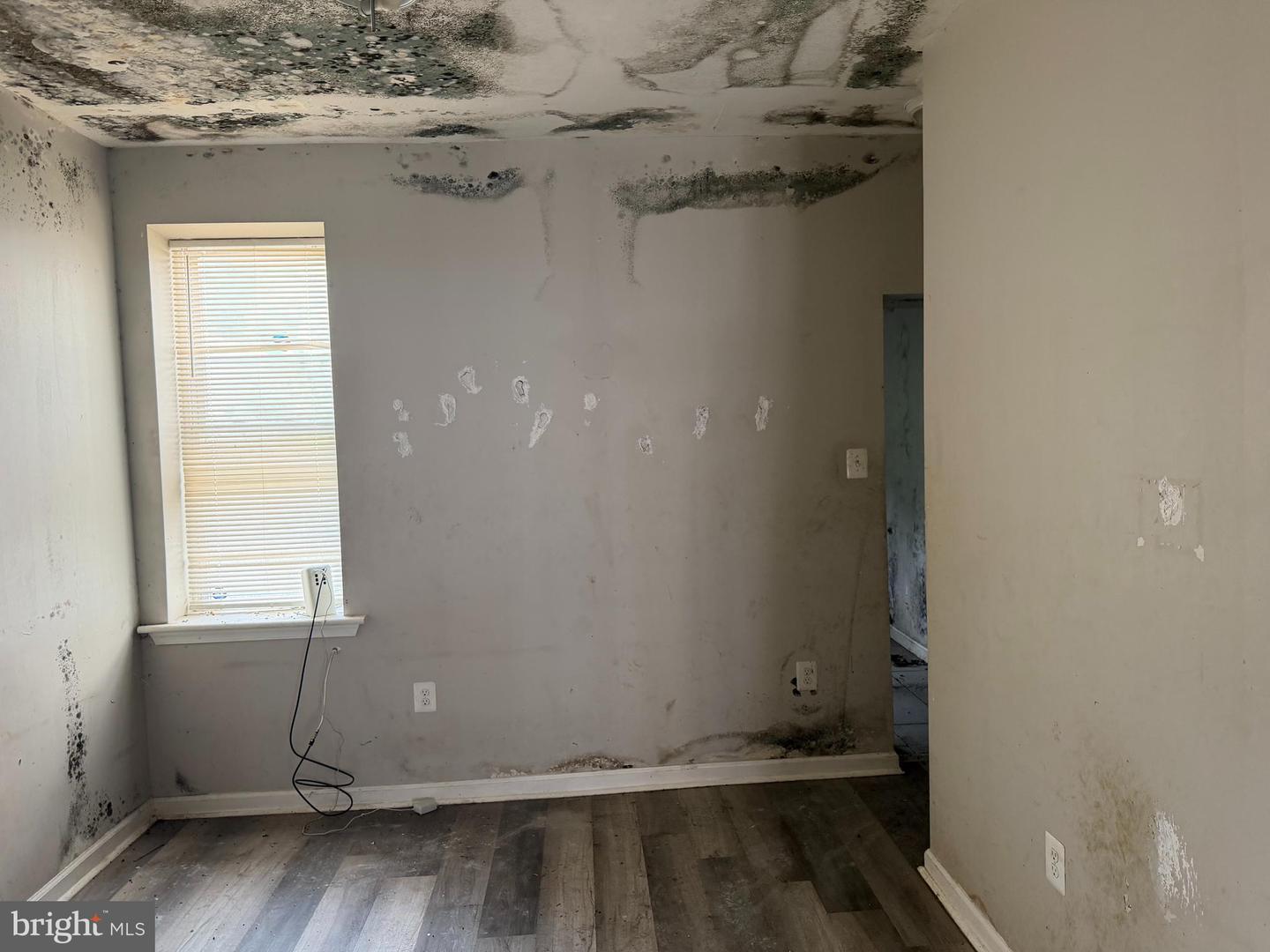 5528 Bloyd St Property Photo 4
