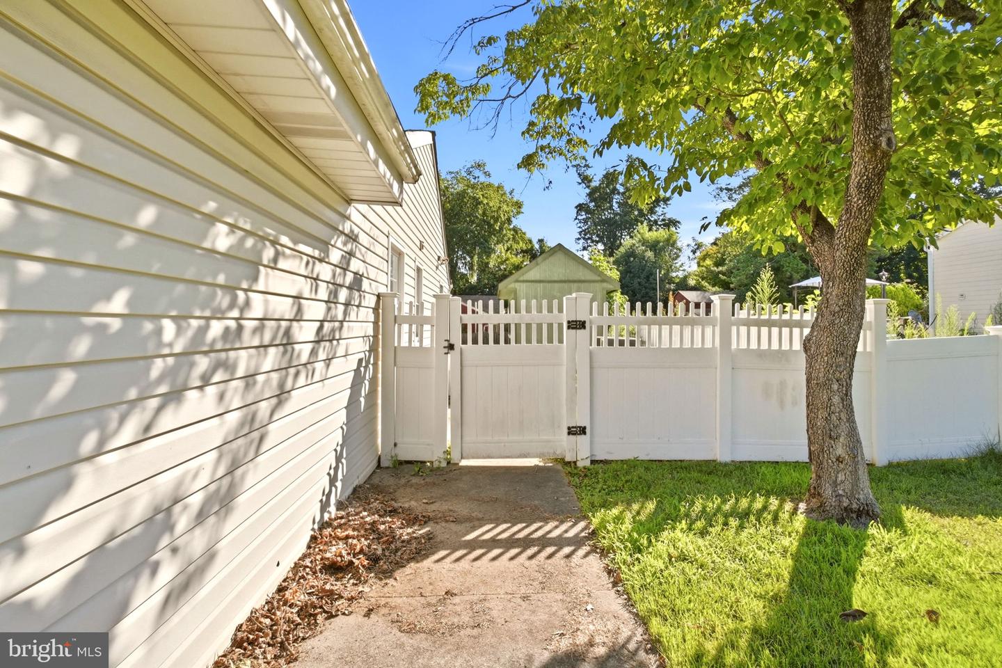 801 Southampton Rd Property Photo 50