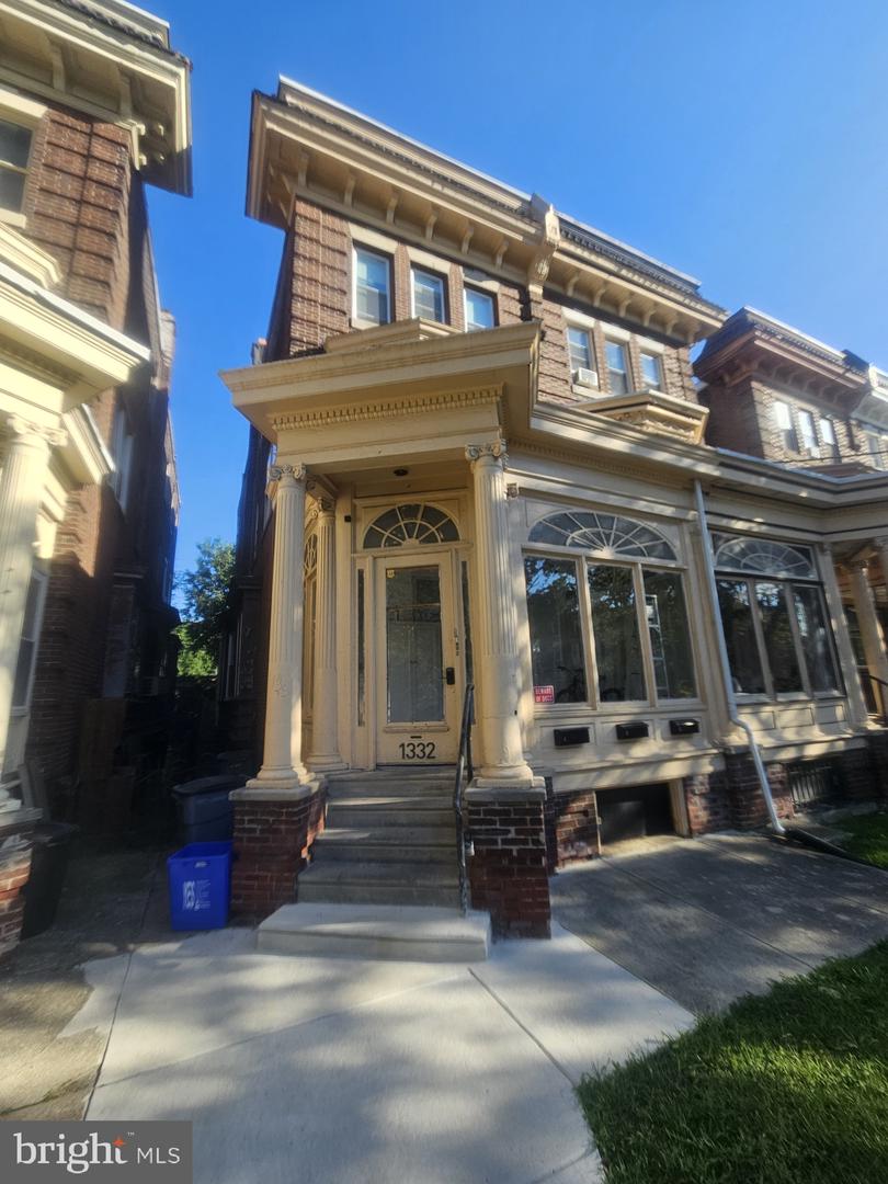 1332 Wagner Ave #c Property Photo 2