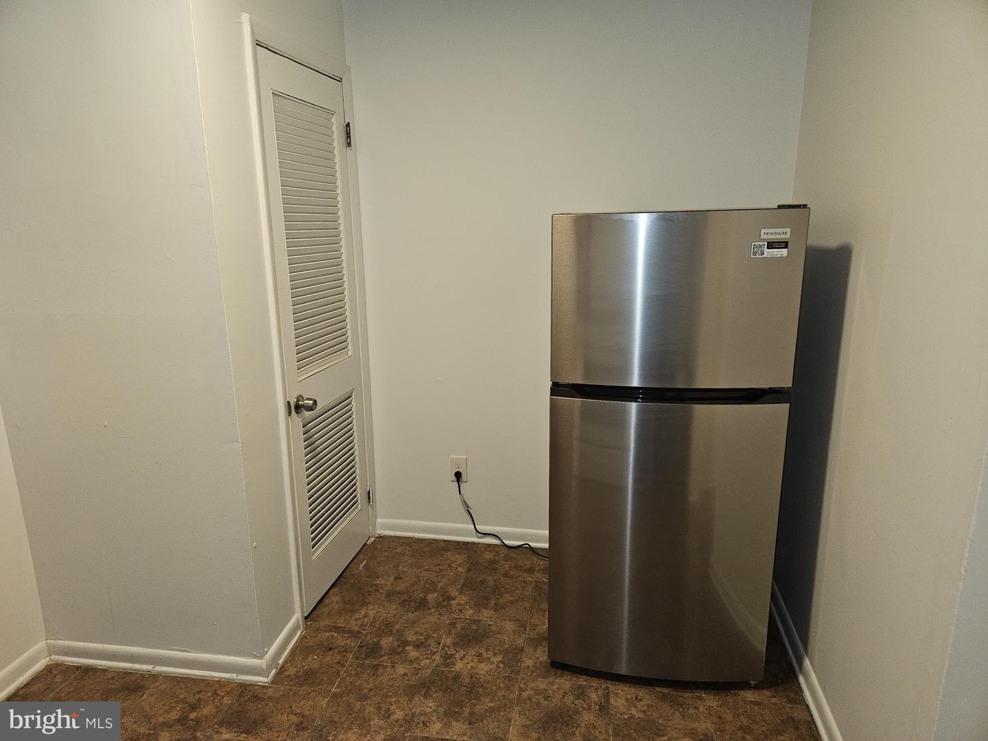 1332 Wagner Ave #c Property Photo 4