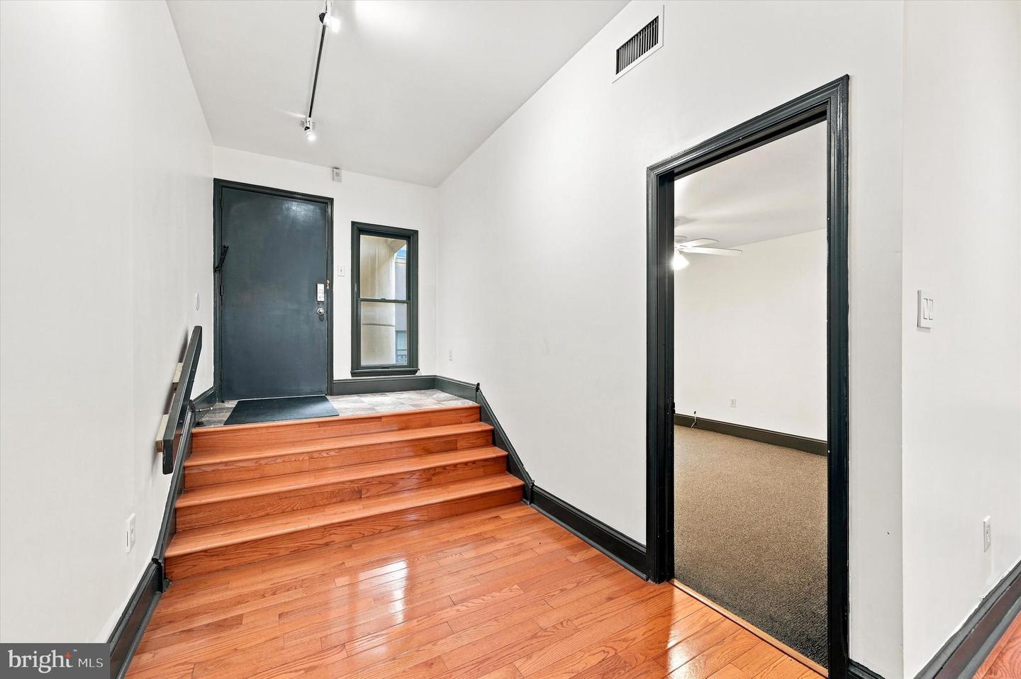 1914 Fairmount Ave #2 Property Photo 1