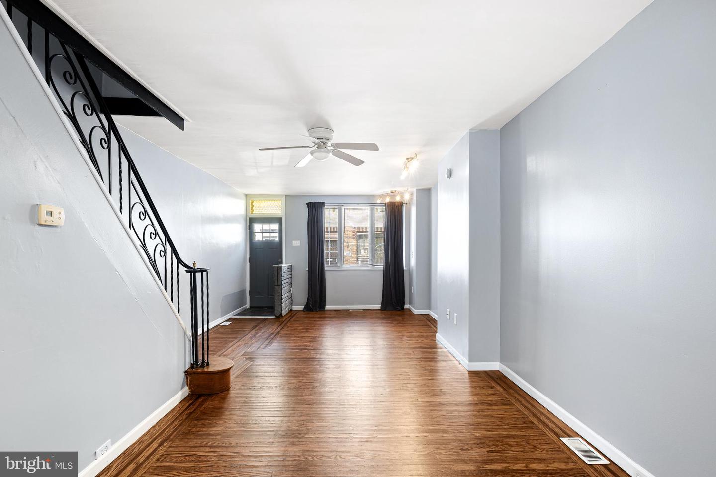 2009 S Darien St Property Photo 4