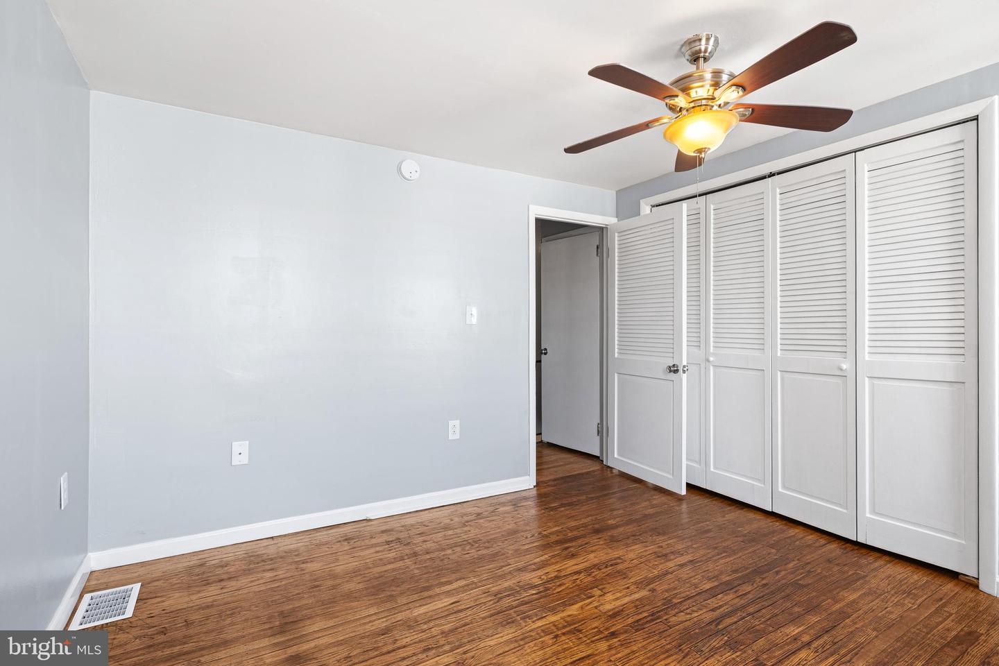 2009 S Darien St Property Photo 8