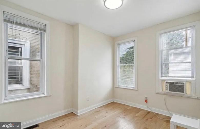 2015 N Gratz St Property Photo 6
