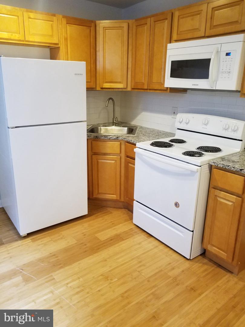 532 Turner St Property Photo 4