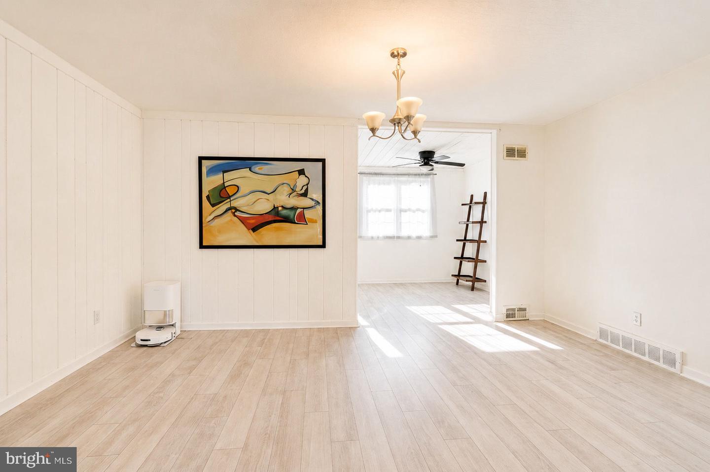 10916 Modena Pl Property Photo 7