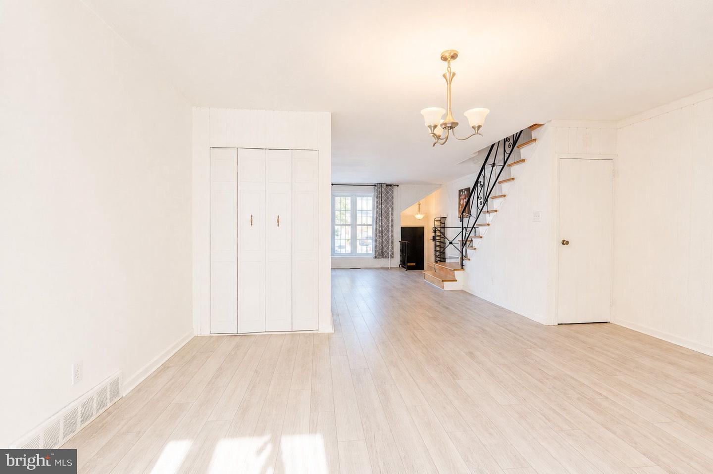 10916 Modena Pl Property Photo 8