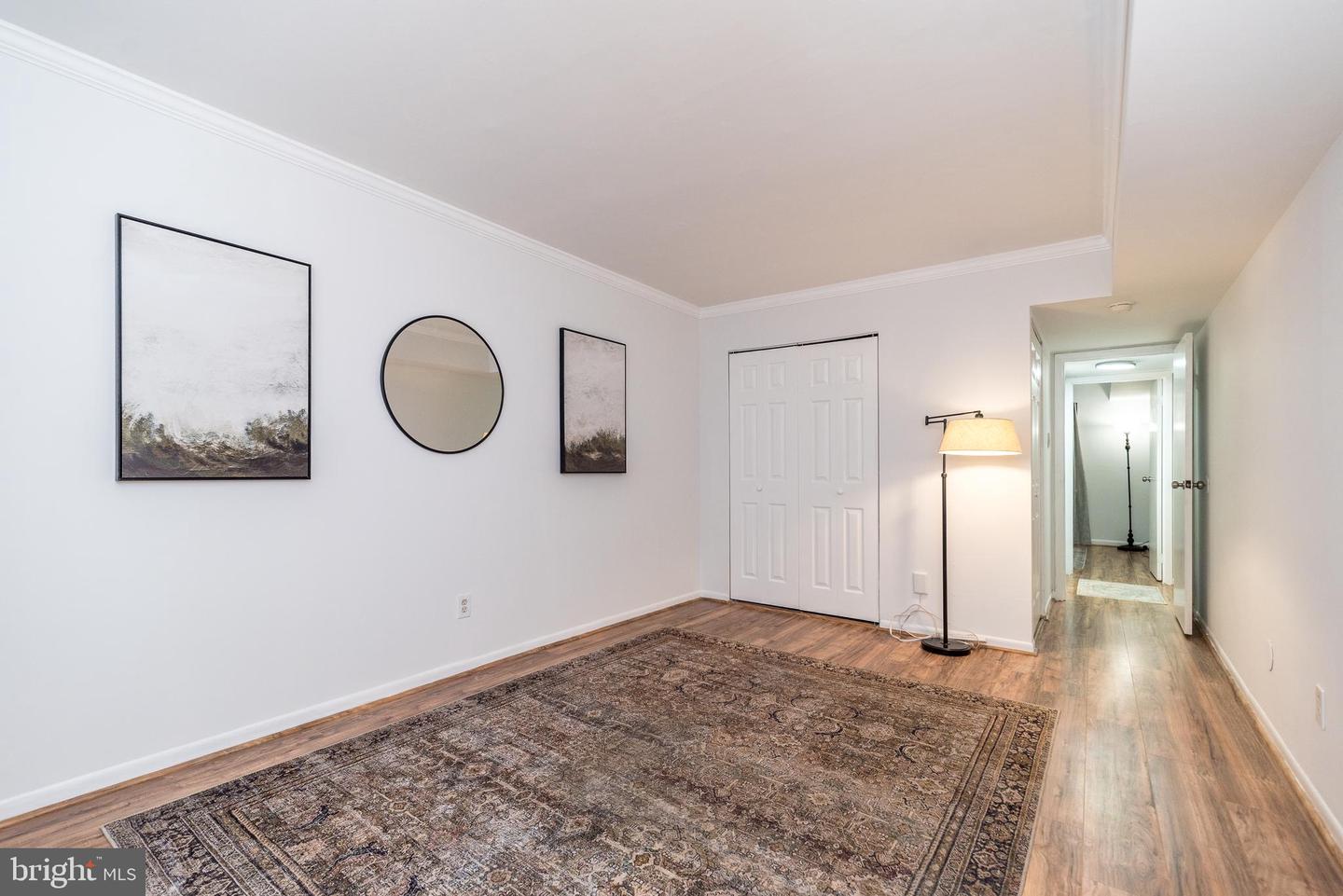 307 Shawmont Ave #d Property Photo 8