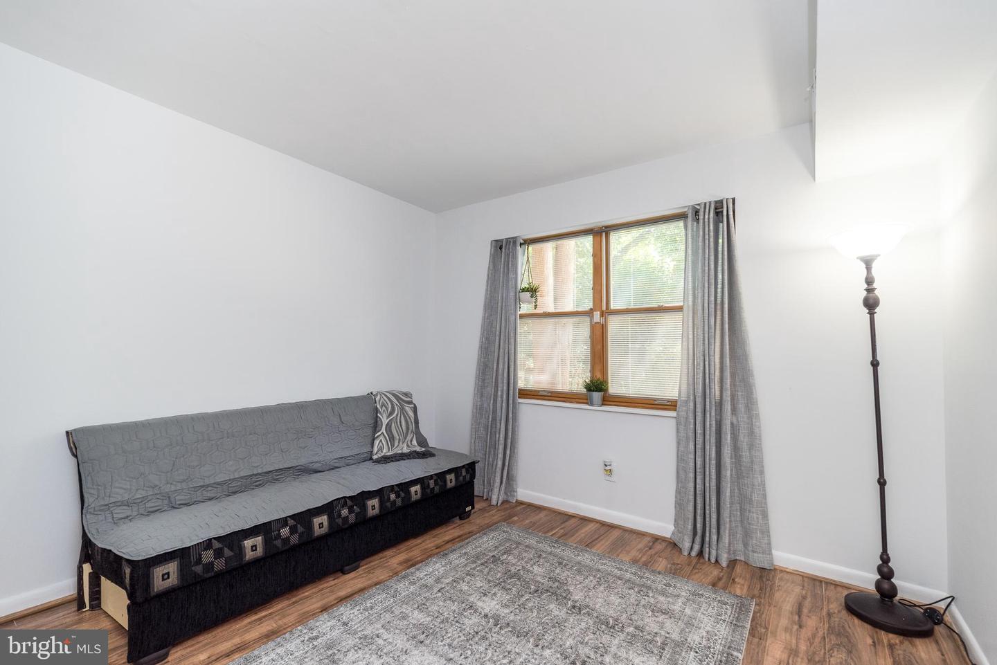 307 Shawmont Ave #d Property Photo 10