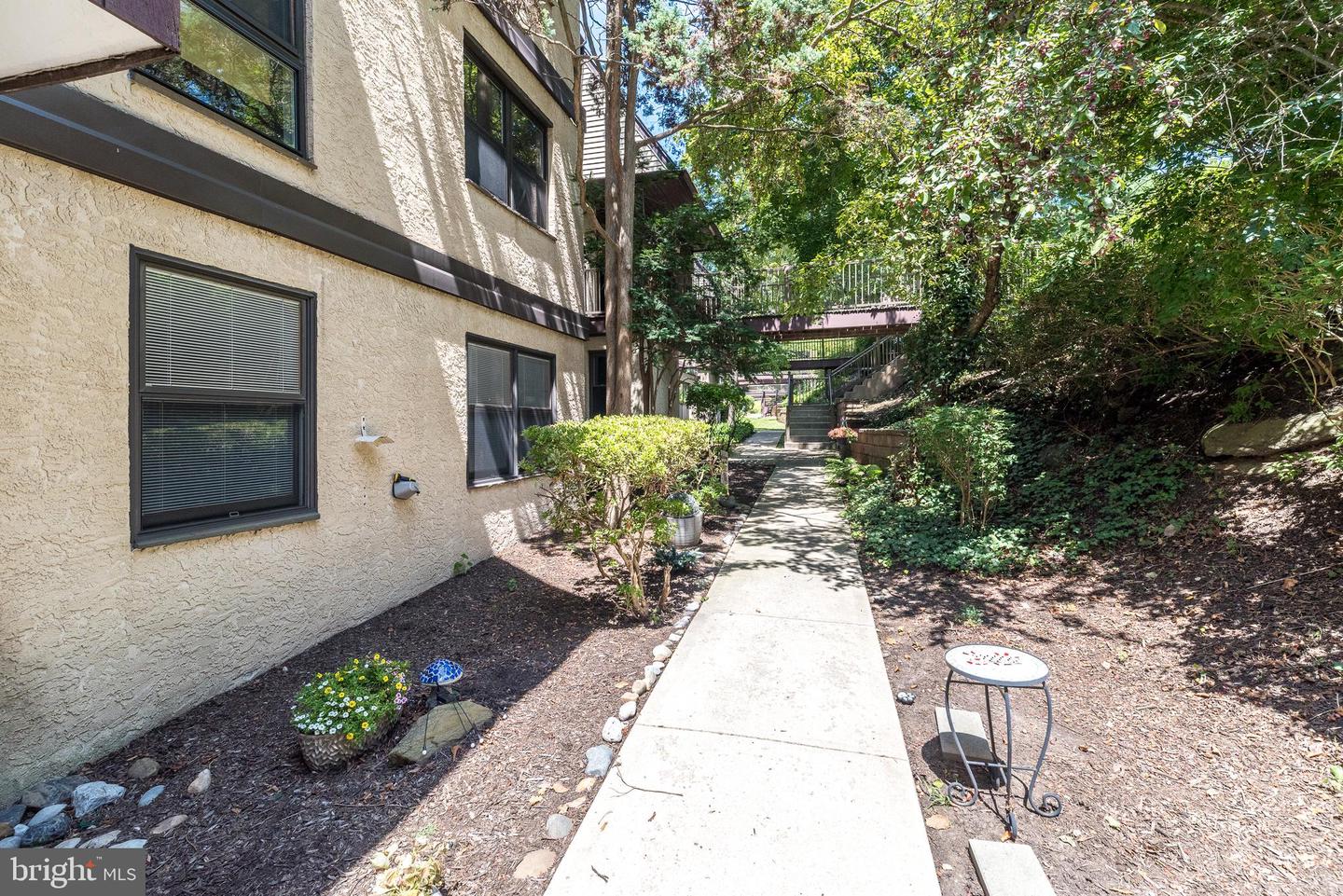 307 Shawmont Ave #d Property Photo 27